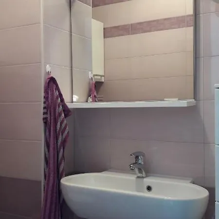 Pocitniska Hisa Летний дом Dobravlje